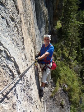 Dario sul traverso verticale (39934 bytes)